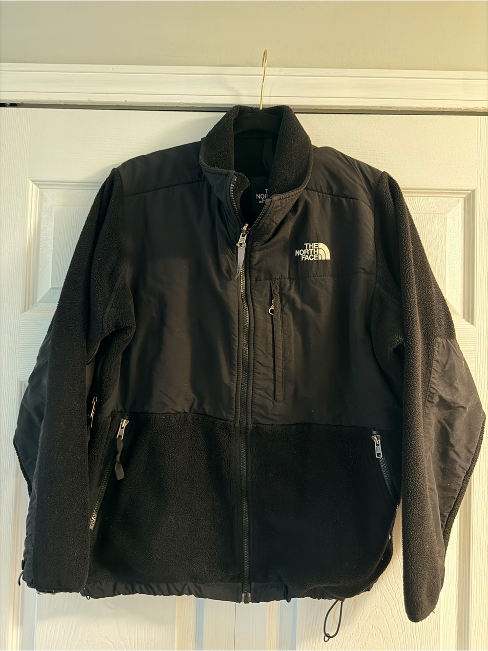 The North Face Woman’s Black Fleece Jacket